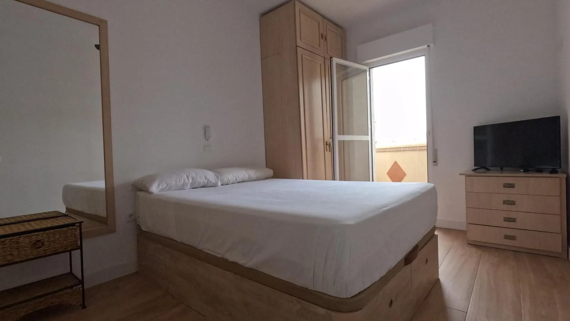 Apartman Benalbeach. Espectacular Terraza, Vistas Al Mar. Benalmádena